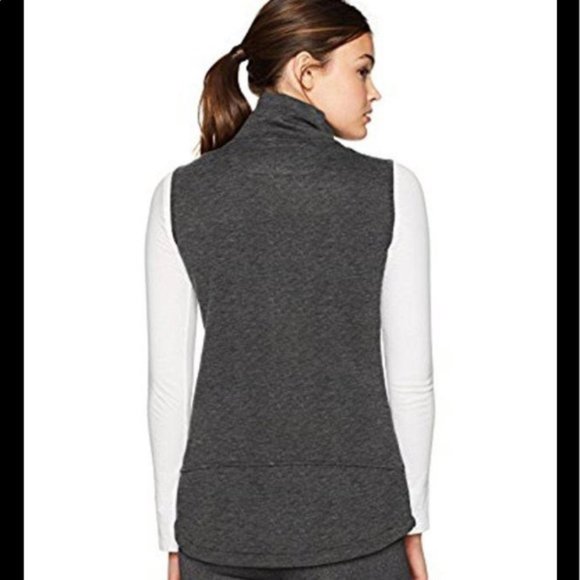 Betsey Johnson Funnel Neck Walker Vest med… - Picture 3 of 14